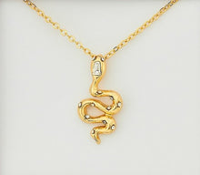 Load image into Gallery viewer, Snake Pendant Necklace