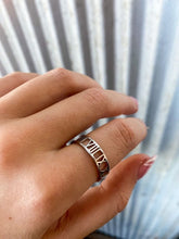 Load image into Gallery viewer, Roman Numeral Ring