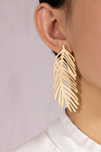 Load image into Gallery viewer, Golden Feather Earrings