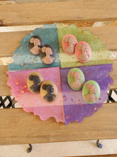 Load image into Gallery viewer, Afro Puff Cameo Studs