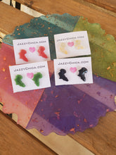 Load image into Gallery viewer, Dainty Africa Studs