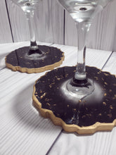 Load image into Gallery viewer, Drinking Glasses Coaster Combo- Black &amp; Gold