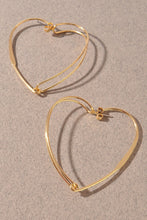 Load image into Gallery viewer, Open Heart Hoops