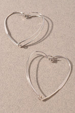 Load image into Gallery viewer, Open Heart Hoops